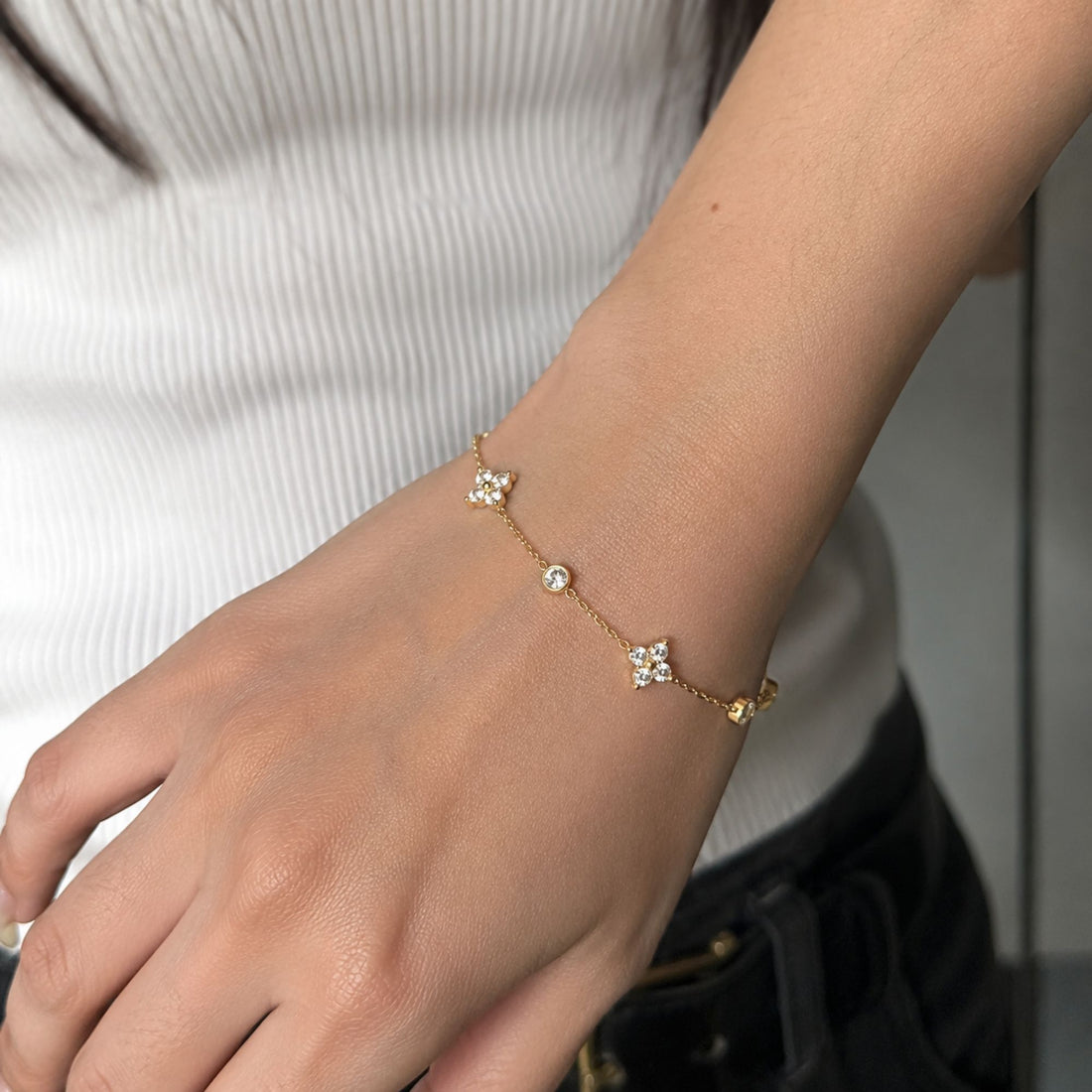 Bloom Crystal Bracelet – Brățară din Oțel Inoxidabil cu Zirconii Strălucitoare