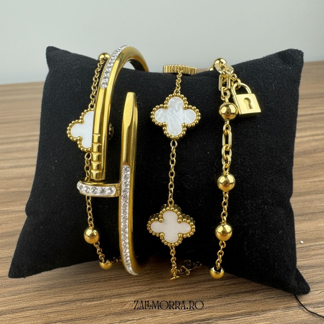 Brățară „Cheia Inimii” – Aurie, Elegantă & Simbolică