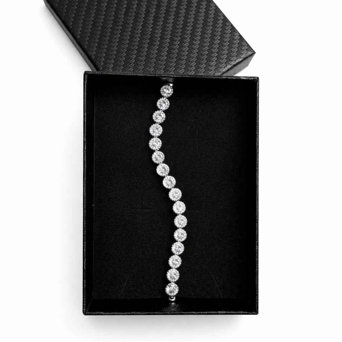 Brățară Tennis Elegantă Argintie cu Pietre Strălucitoare 2mm