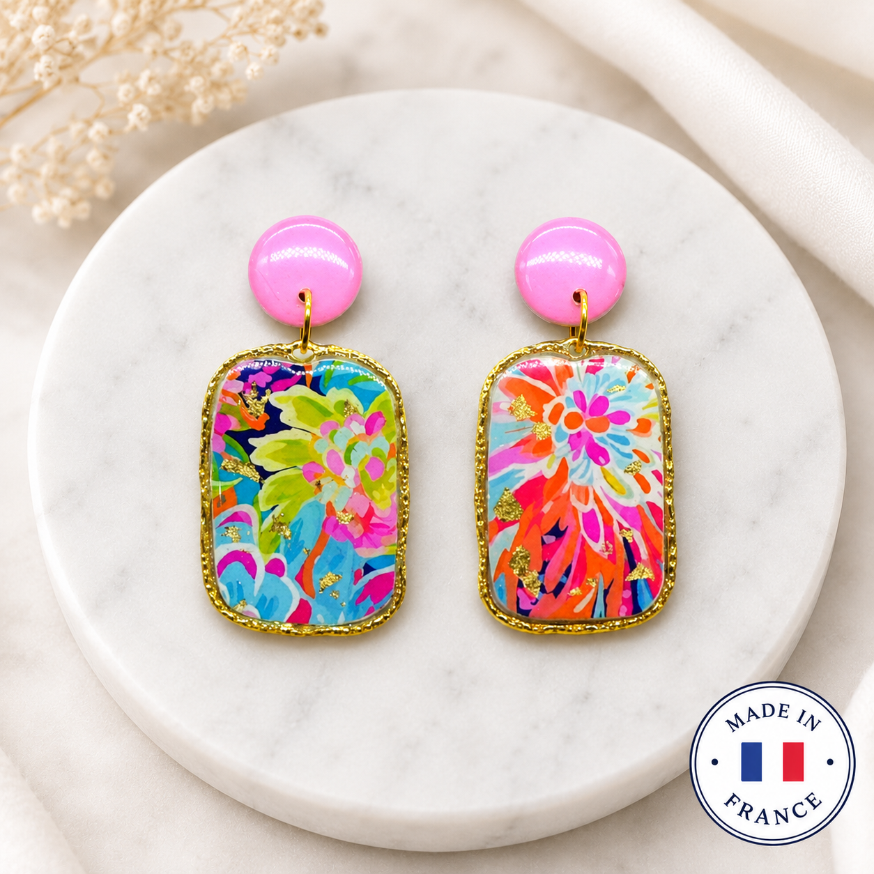 Cercei TROPICAL FLORAL – Handmade din Rășină și Oțel Inoxidabil Auriu | Zallmorra Artisan Collection