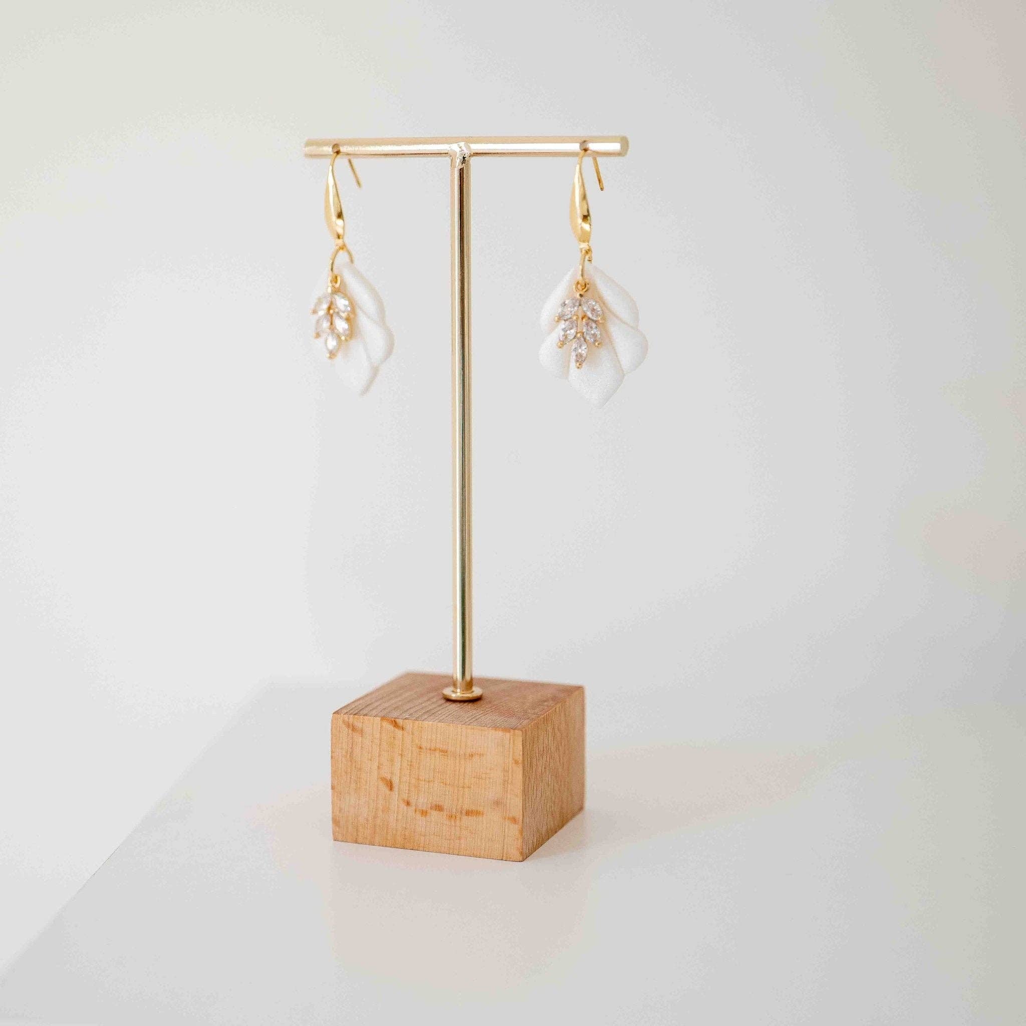 Cercei DESIREE Pearl – Argilă Polimerică și Zirconii Placate cu Aur 18K | Zallmorra Artisan Collection