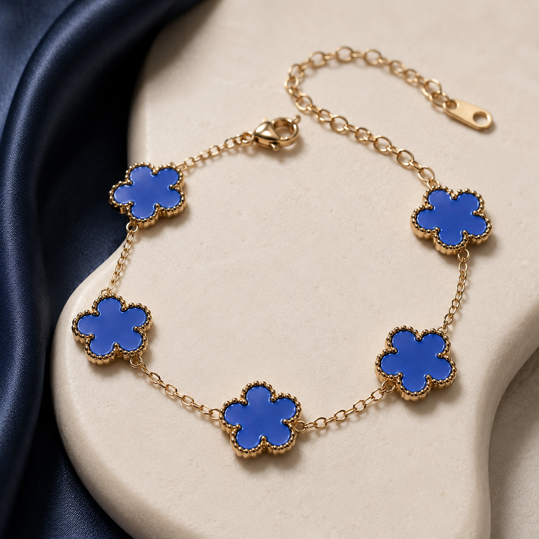 Brățară Blue Bloom cu 5 flori albastre